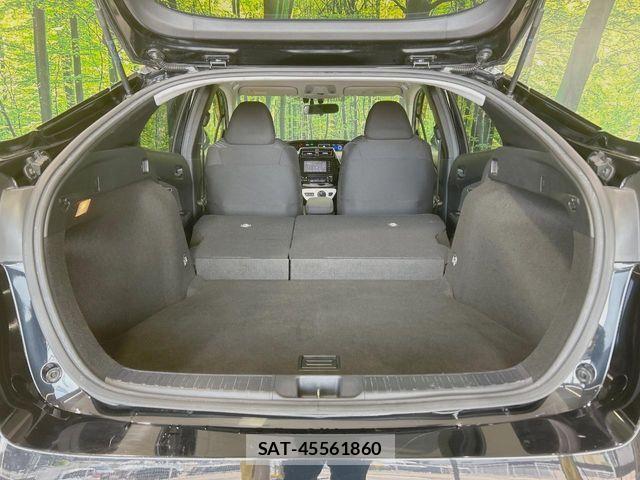 Toyota PRIUS 2016-04 8628442-9