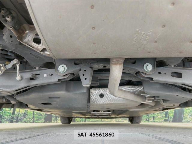 Toyota PRIUS 2016-04 8628442-18