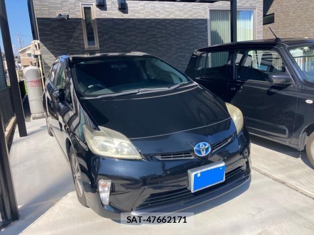 Toyota PRIUS 2013-09 8628460-0