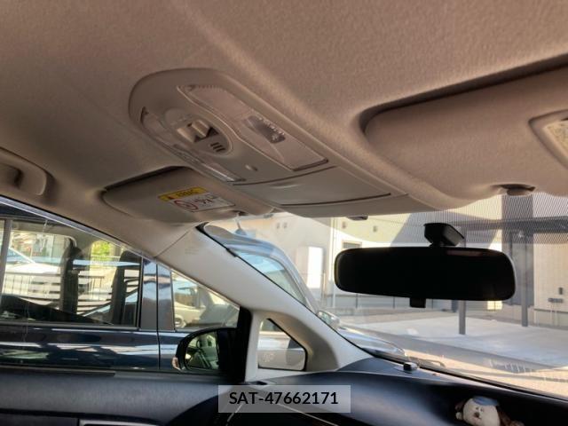 Toyota PRIUS 2013-09 8628460-13