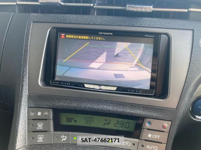 Toyota PRIUS 2013-09 8628460-16