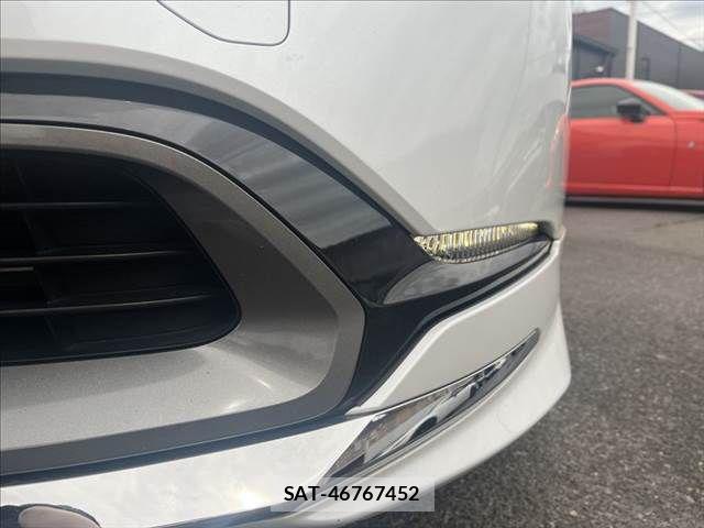 Toyota PRIUS 2023-05 8628404-12