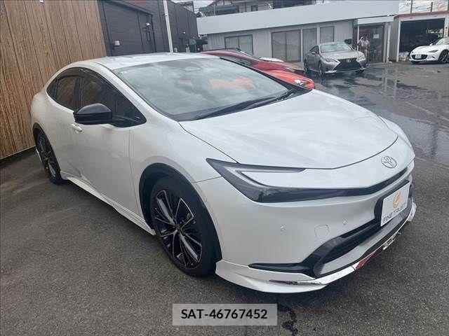 Toyota PRIUS 2023-05 8628404-15