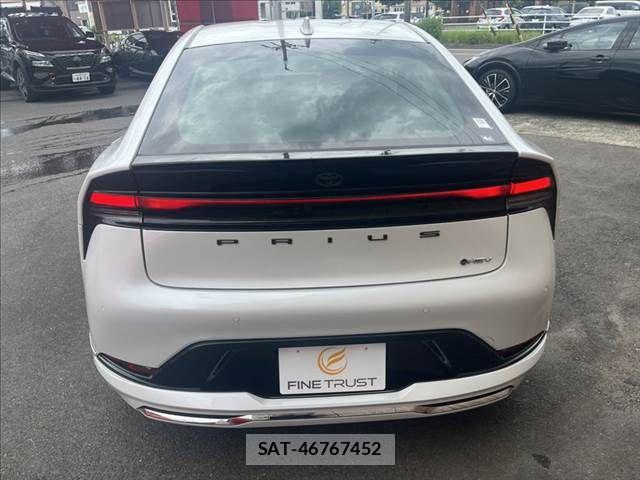 Toyota PRIUS 2023-05 8628404-18