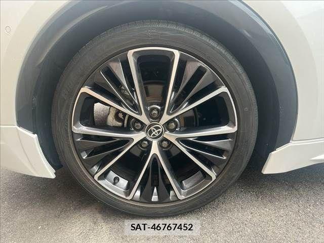 Toyota PRIUS 2023-05 8628404-28