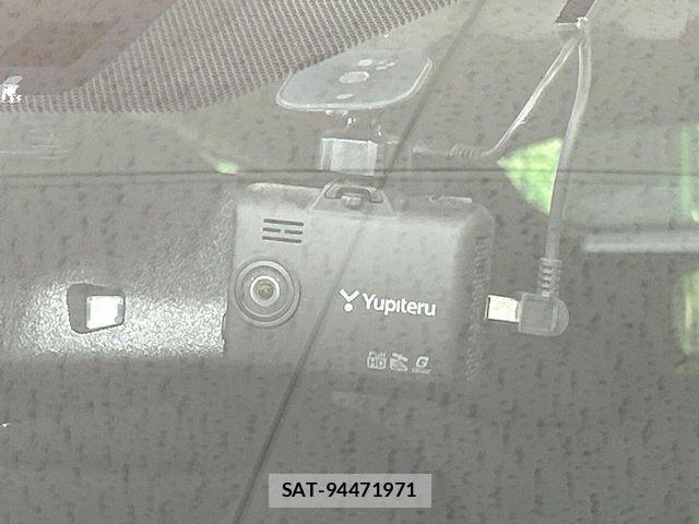 Toyota PRIUS 2020-03 8628415-6