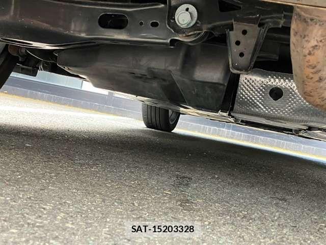 Toyota PRIUS 2023-08 8628405-14