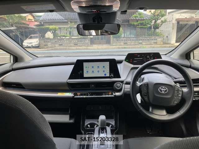 Toyota PRIUS 2023-08 8628405-1