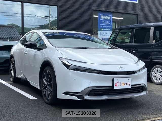Toyota PRIUS 2023-08 8628405-4