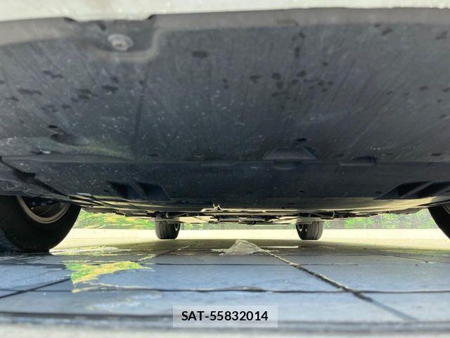 Toyota PRIUS 2021-09 8628411-18