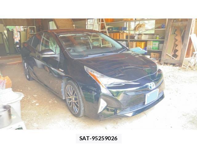 Toyota PRIUS 2016-09 8628446-1