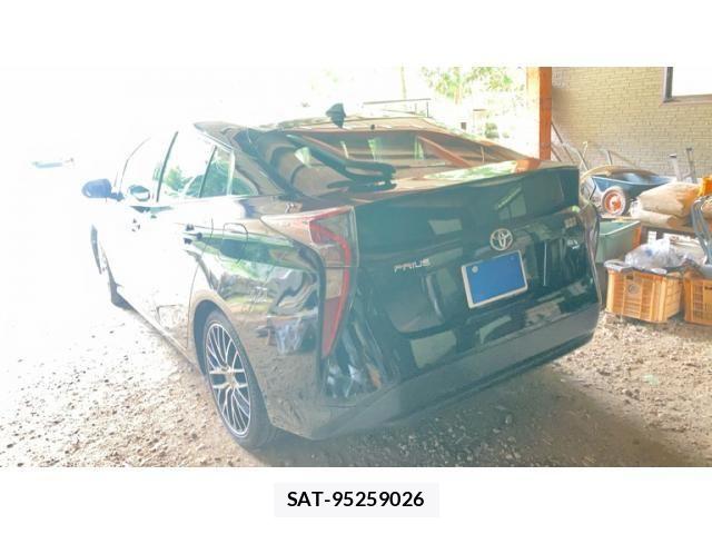 Toyota PRIUS 2016-09 8628446-4