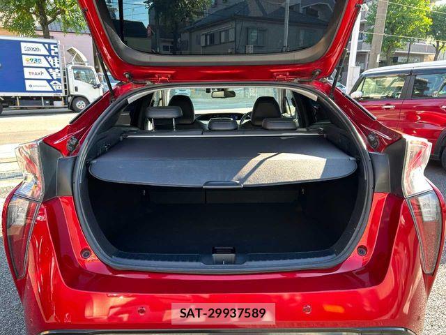 Toyota PRIUS 2016-06 8628434-22