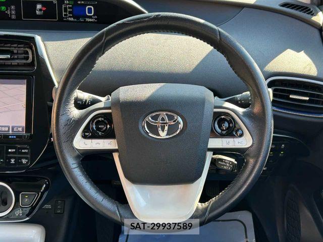 Toyota PRIUS 2016-06 8628434-3