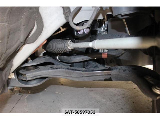 Toyota PRIUS 2023-02 8628408-17