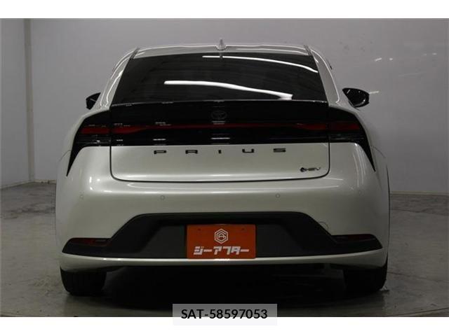 Toyota PRIUS 2023-02 8628408-5