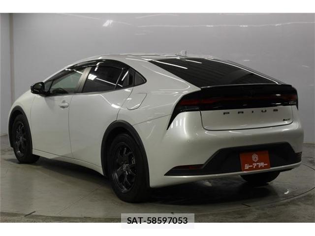 Toyota PRIUS 2023-02 8628408-6