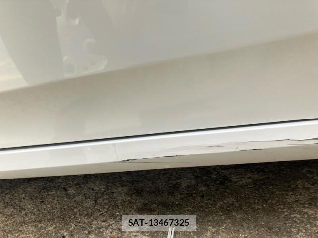 Toyota PRIUS 2021-09 8628424-11