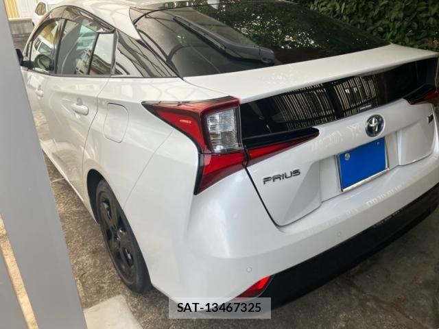 Toyota PRIUS 2021-09 8628424-2