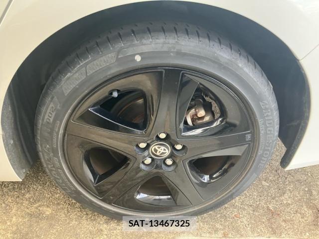 Toyota PRIUS 2021-09 8628424-8