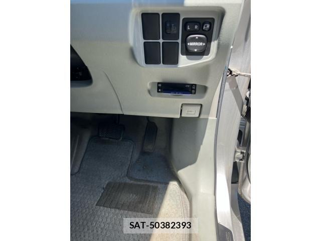 Toyota PRIUS 2009-10 8628465-9