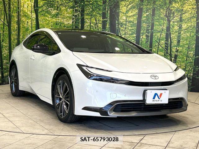 Toyota PRIUS 2023-05 8628392-15
