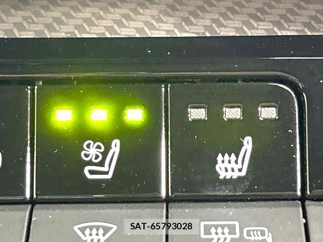Toyota PRIUS 2023-05 8628392-5