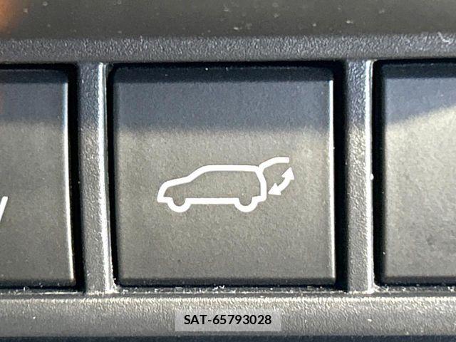 Toyota PRIUS 2023-05 8628392-6