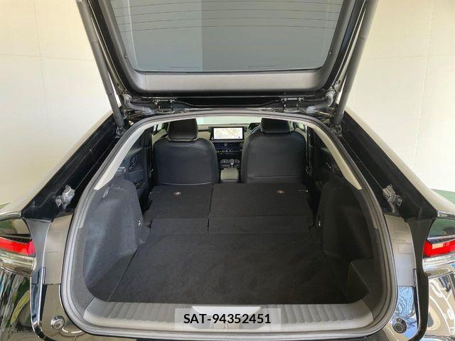 Toyota PRIUS 2024-03 8628403-9