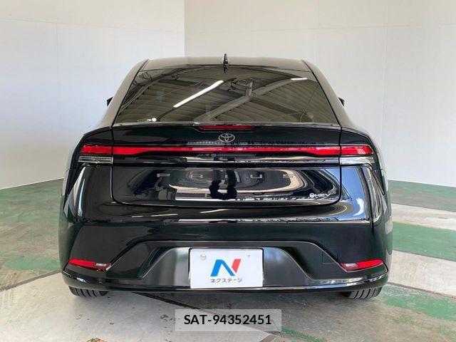 Toyota PRIUS 2024-03 8628403-14