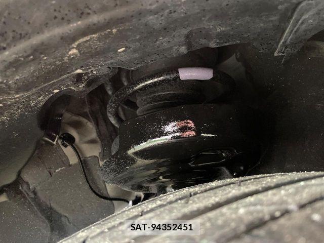 Toyota PRIUS 2024-03 8628403-19