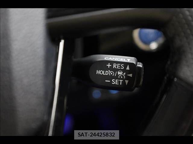 Toyota PRIUS 2019-09 8628426-9
