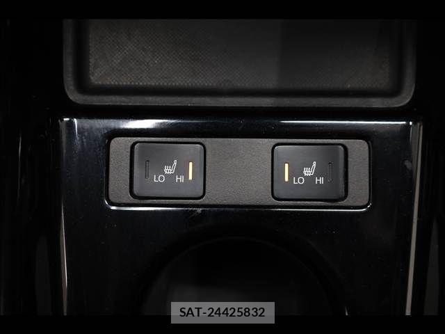 Toyota PRIUS 2019-09 8628426-14