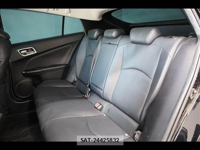 Toyota PRIUS 2019-09 8628426-18