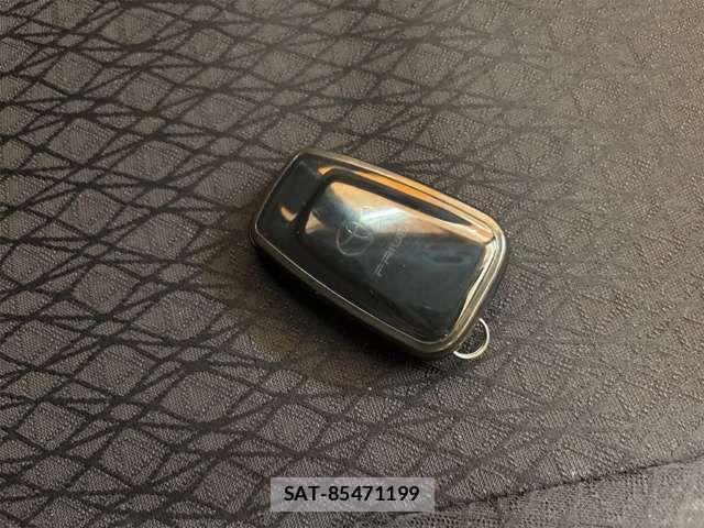 Toyota PRIUS 2017-01 8628431-6