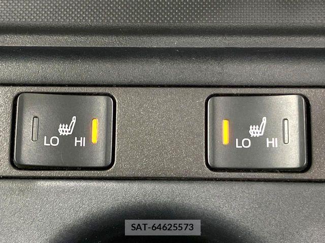 Toyota PRIUS 2022-01 8628409-4