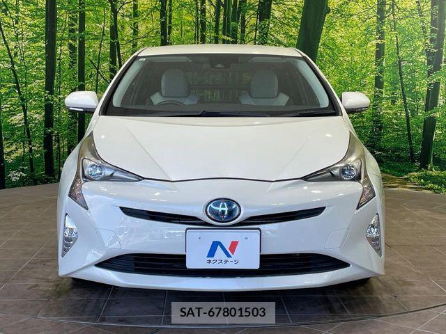 Toyota PRIUS 2016-04 8628421-13