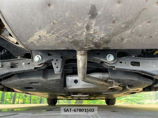 Toyota PRIUS 2016-04 8628421-18