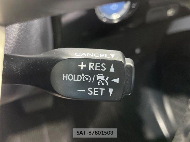 Toyota PRIUS 2016-04 8628421-4