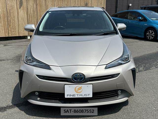 Toyota PRIUS 2019-01 8628429-14