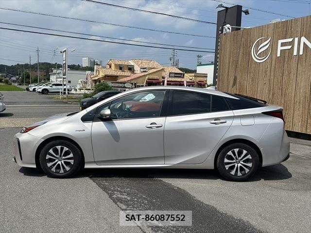 Toyota PRIUS 2019-01 8628429-20
