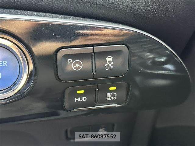 Toyota PRIUS 2019-01 8628429-6