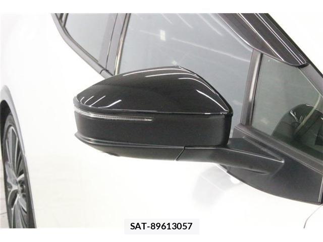 Toyota PRIUS 2023-04 8628410-9