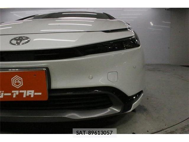 Toyota PRIUS 2023-04 8628410-12