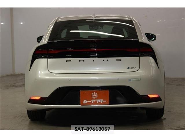 Toyota PRIUS 2023-04 8628410-5