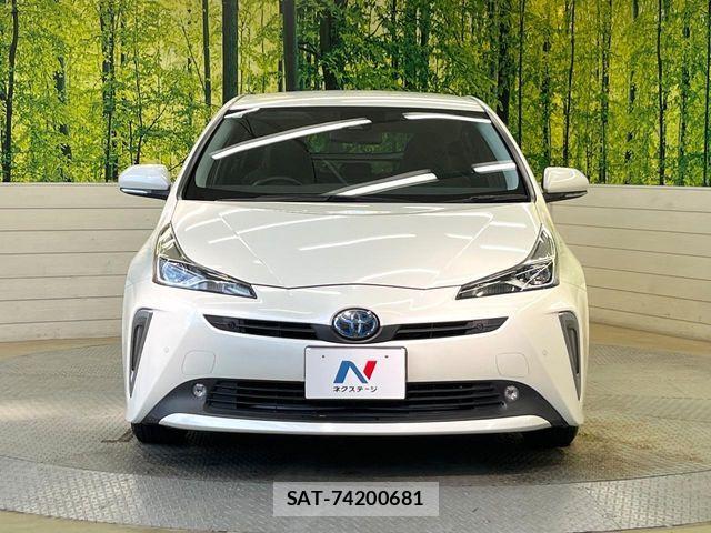 Toyota PRIUS 2019-03 8628412-13