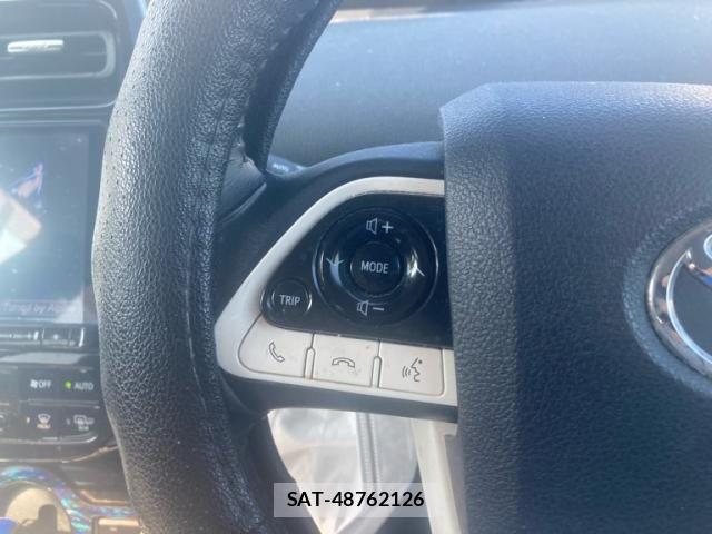Toyota PRIUS 2018-12 8628439-16