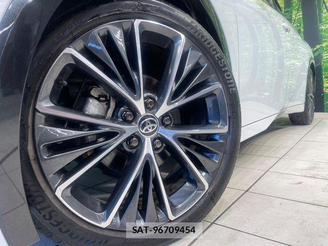 Toyota PRIUS 2023-08 8628400-12