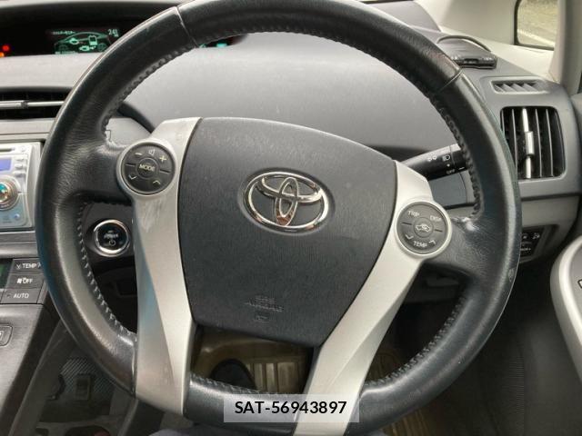 Toyota PRIUS 2009-09 8628483-19