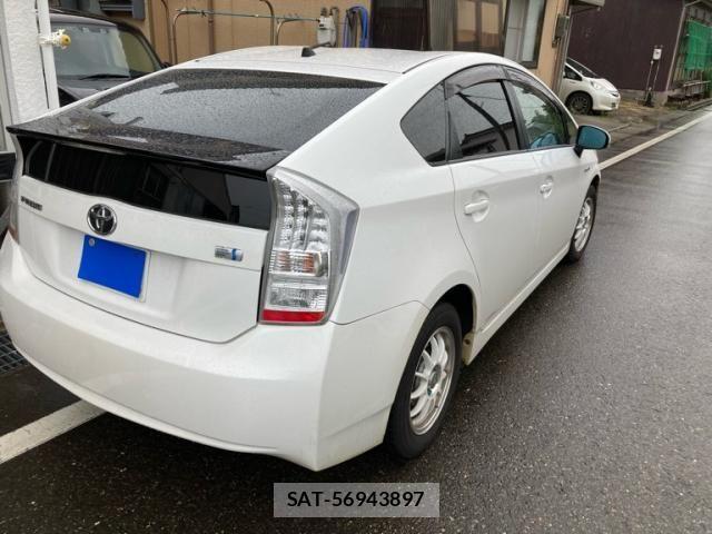 Toyota PRIUS 2009-09 8628483-2